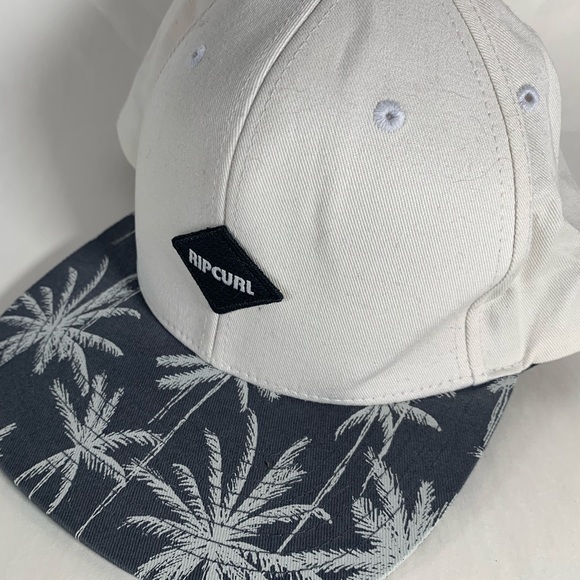 Ripcurl Hat, Flat Brim Snapback - Picture 4 of 5